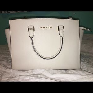 Michael Kors Selma Bag